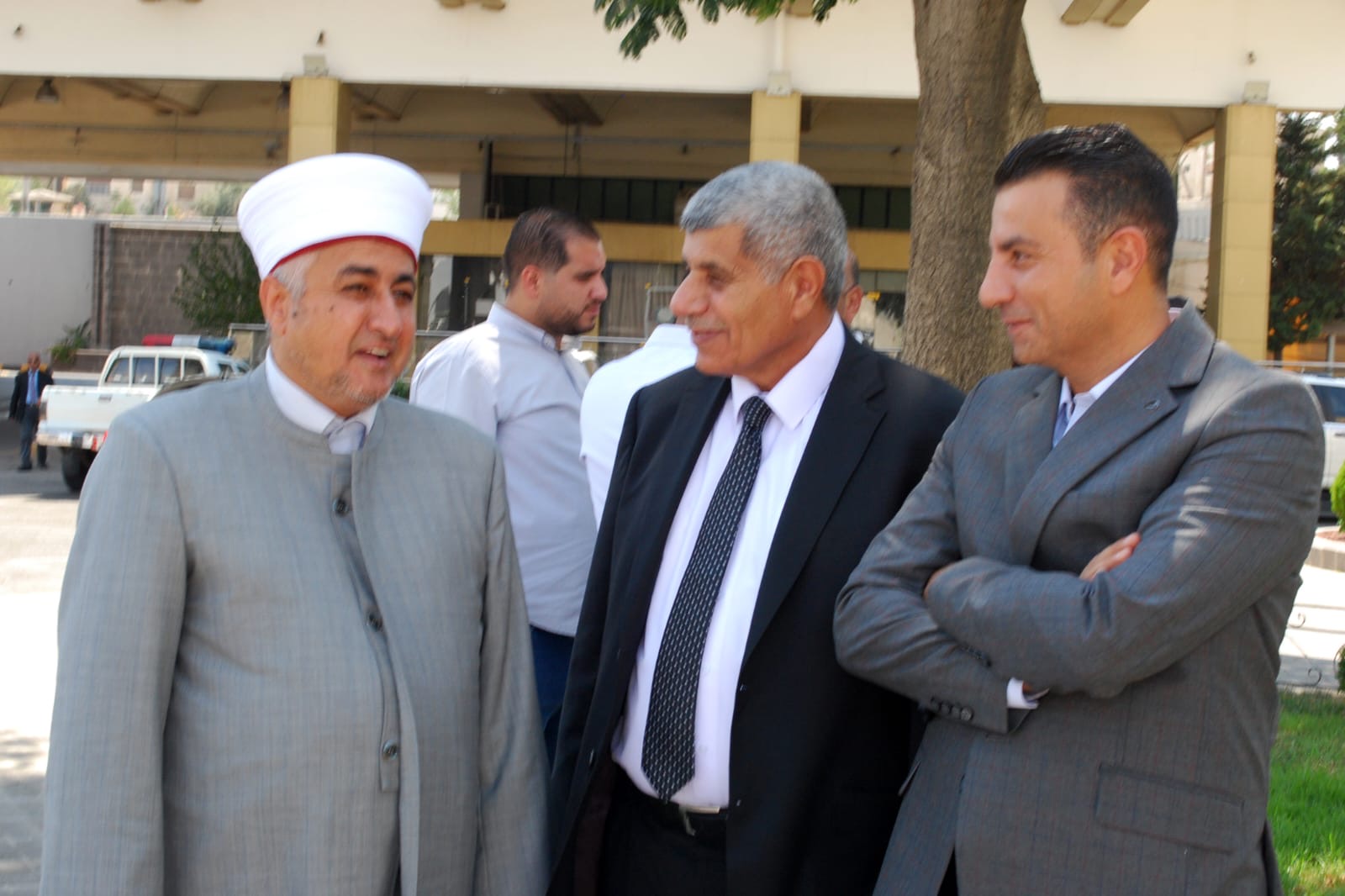 يقيم الحاج ابو رخية حفل غداء بمناسبة فرح نجله محمد نبيل ابو رخية
