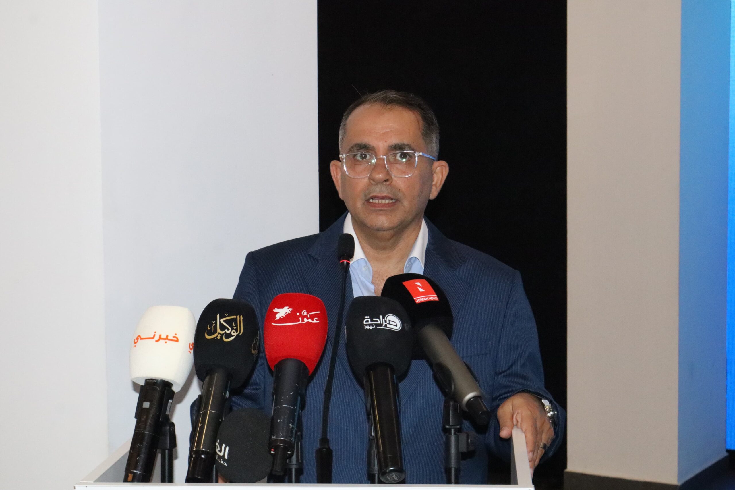 جيلي تعزز حضورها في الأردن بإطلاق EX5 EM-i الهجينة