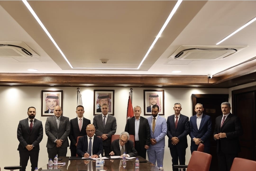 صورة حول : "البوتاس العربية" تعزز خطة التحول للطاقة النظيفة بإنشاء محطة طاقة شمسية بقدرة 30 ميجاواط في غور الصافي "البوتاس العربية" تعزز خطة التحول للطاقة النظيفة بإنشاء محطة طاقة شمسية بقدرة 30 ميجاواط في غور الصافي
