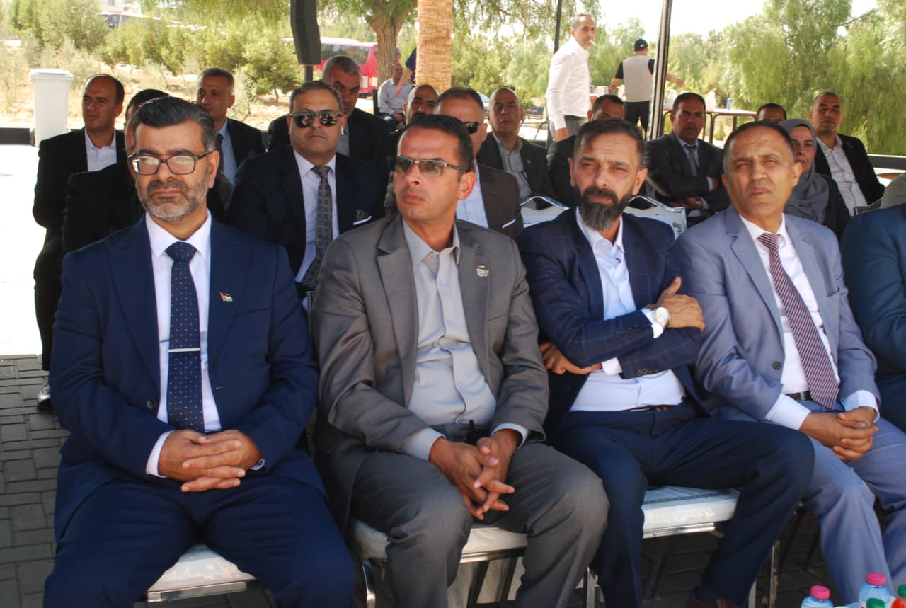 رئيس الديوان الملكي يفتتح "واحة الأردن" في جامعة الطفيلة التقنية