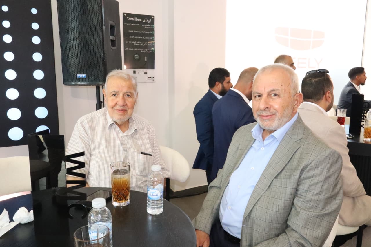 جيلي تعزز حضورها في الأردن بإطلاق EX5 EM-i الهجينة