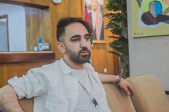 سلامة يكتب: أبواق الفتنة خلف الشاشات.. آن أوان "وحدة الذباب الالكتروني"