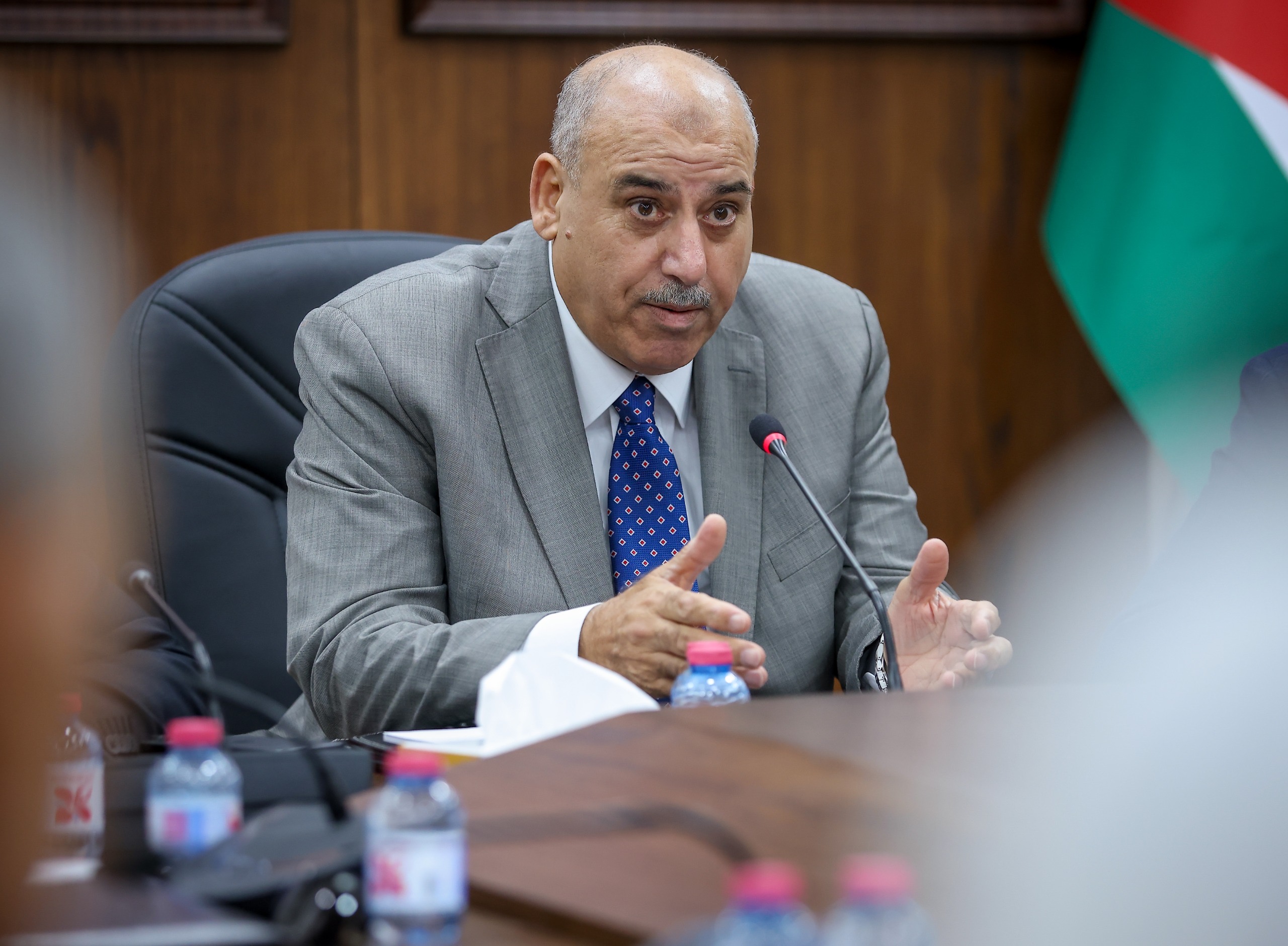 القاضي: نحرص على التواصل المباشر مع المواطنين والاستماع إلى مطالبهم وتطلعاتهم