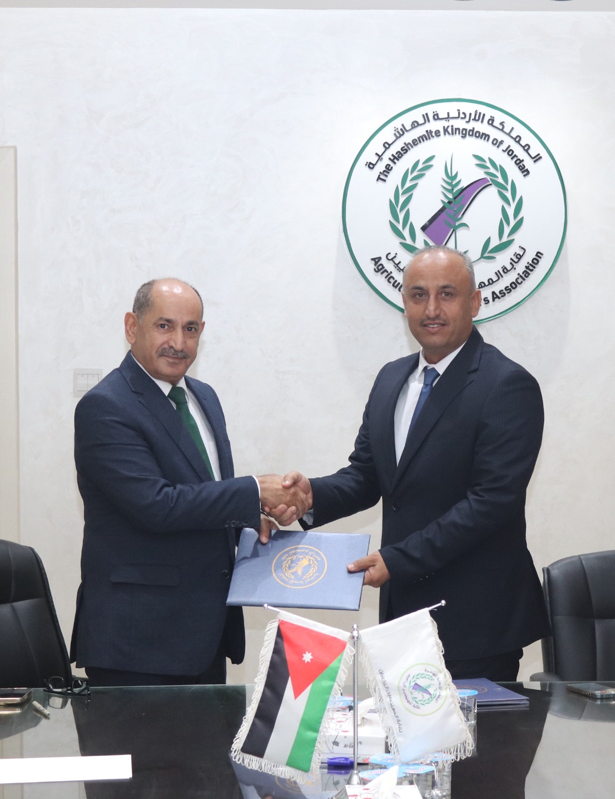"المهندسين الزراعيين"و "الأردنية الفلسطينية لتسويق المنتجات الزراعية" توقعان مذكرة لتعزيز التعاون الزراعي