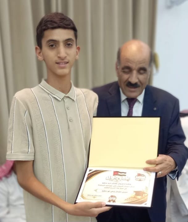 ديوان أبو اصليح يكرّم 80 من أبناء العشيرة الناجحين في التوجيهي والجامعات