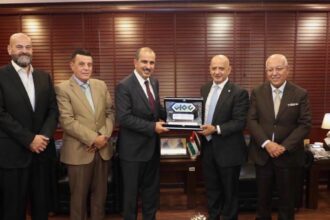 تجارة عمّان تكرّم السفير التركي تقديراً لجهوده في تعزيز العلاقات الاقتصادية