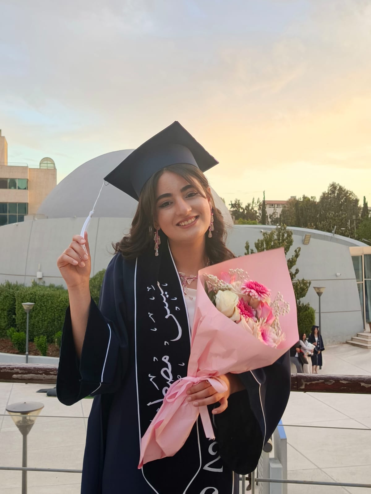 تهنئة بنجاح ميس حماشا في الثانوية العامة