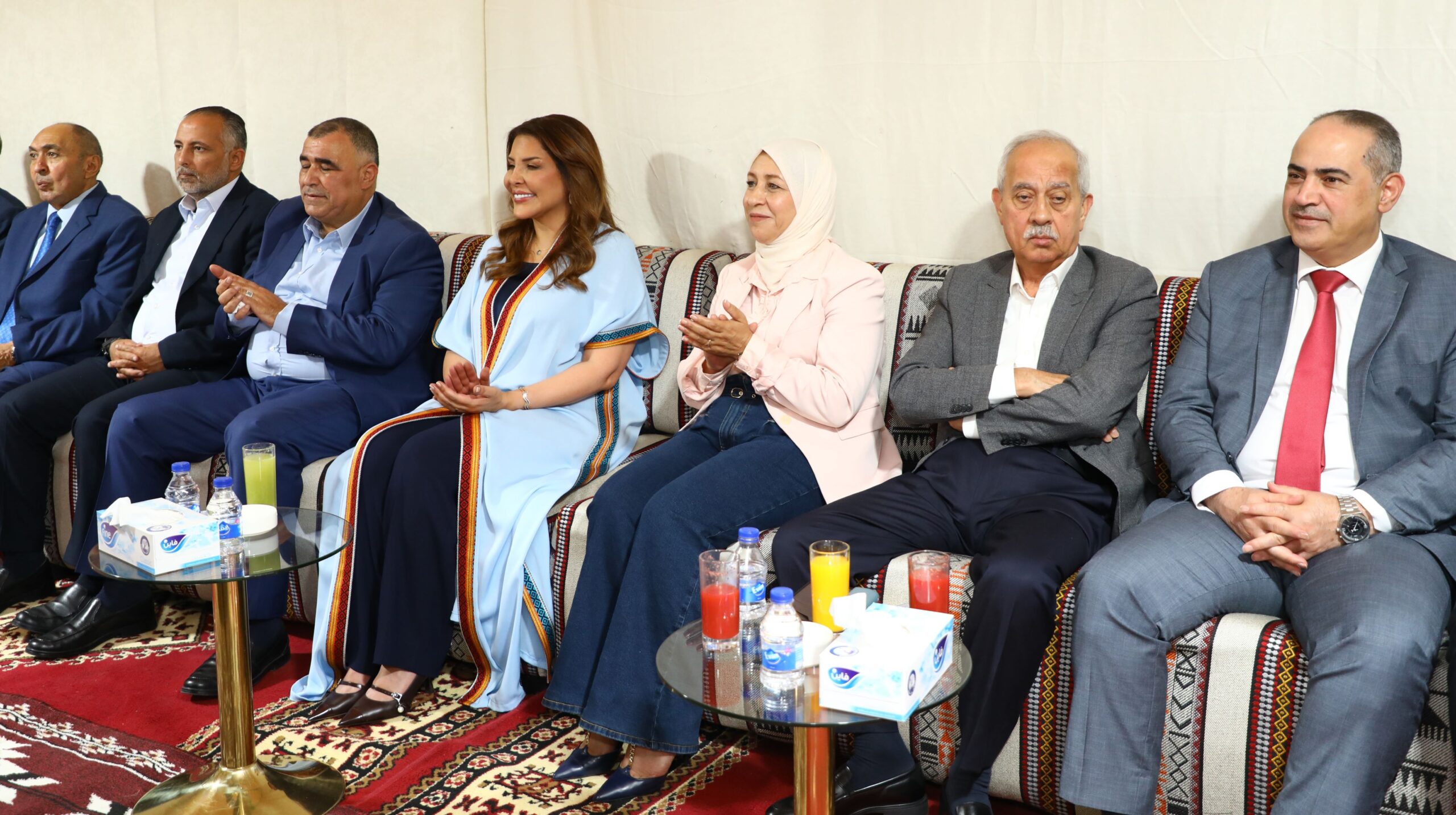صورة حول : الأميرة زينا الفيصل ترعى احتفال مجموعة الراية الإعلامية بالذكرى العاشرة لانطلاقتها الأميرة زينا الفيصل ترعى احتفال مجموعة الراية الإعلامية بالذكرى العاشرة لانطلاقتها