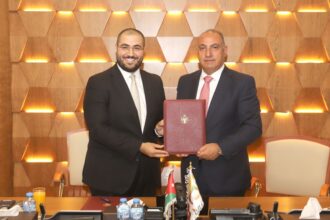 أمانة عمّان وجمعية الفيصل والفارس تطلقان برنامج “النور” لدعم أبناء عمال الوطن