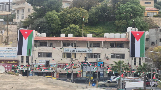 صورة حول : بلدية عجلون تعد خططاً لتطوير سوق “شارع الحسبة” وتحسين المشهد الحضري بلدية عجلون تعد خططاً لتطوير سوق “شارع الحسبة” وتحسين المشهد الحضري