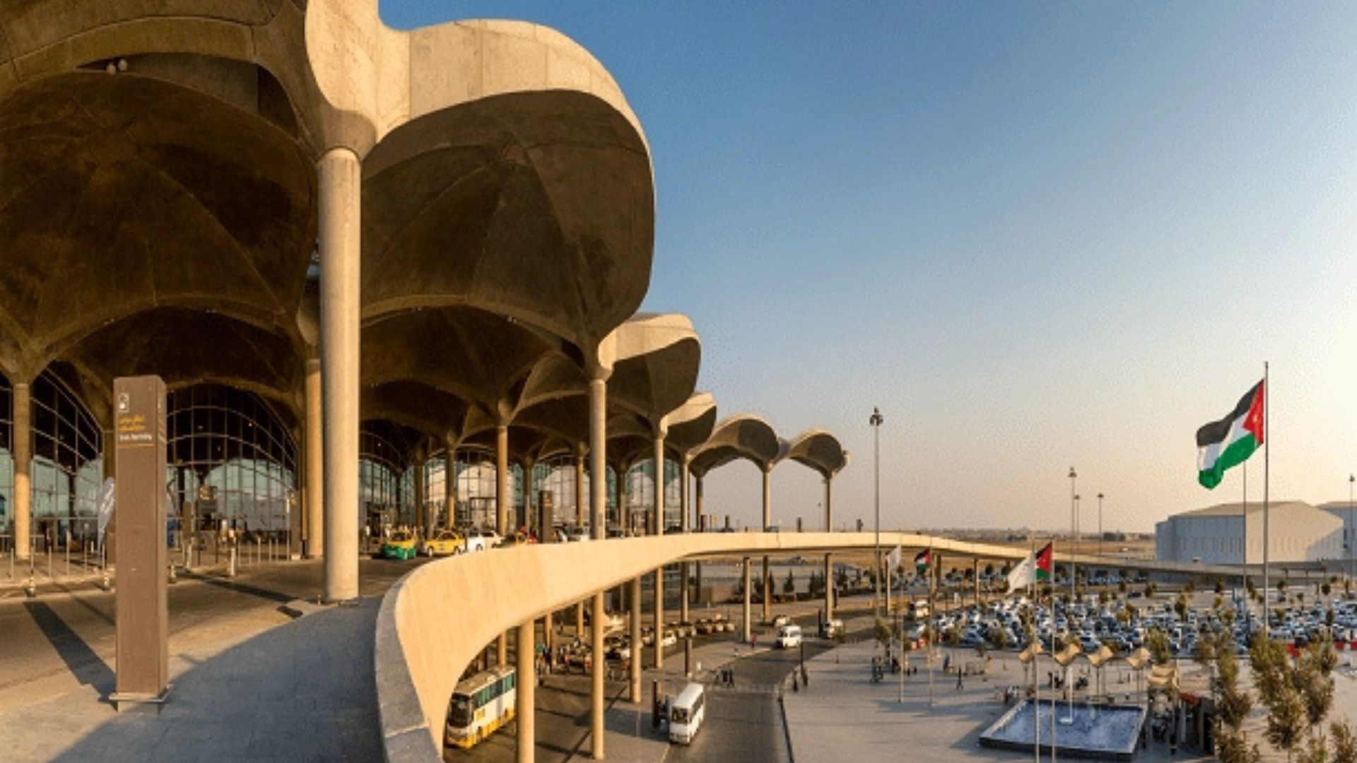 3.7 مليون مسافر عبر مطار الملكة علياء في النصف الأول من 2026