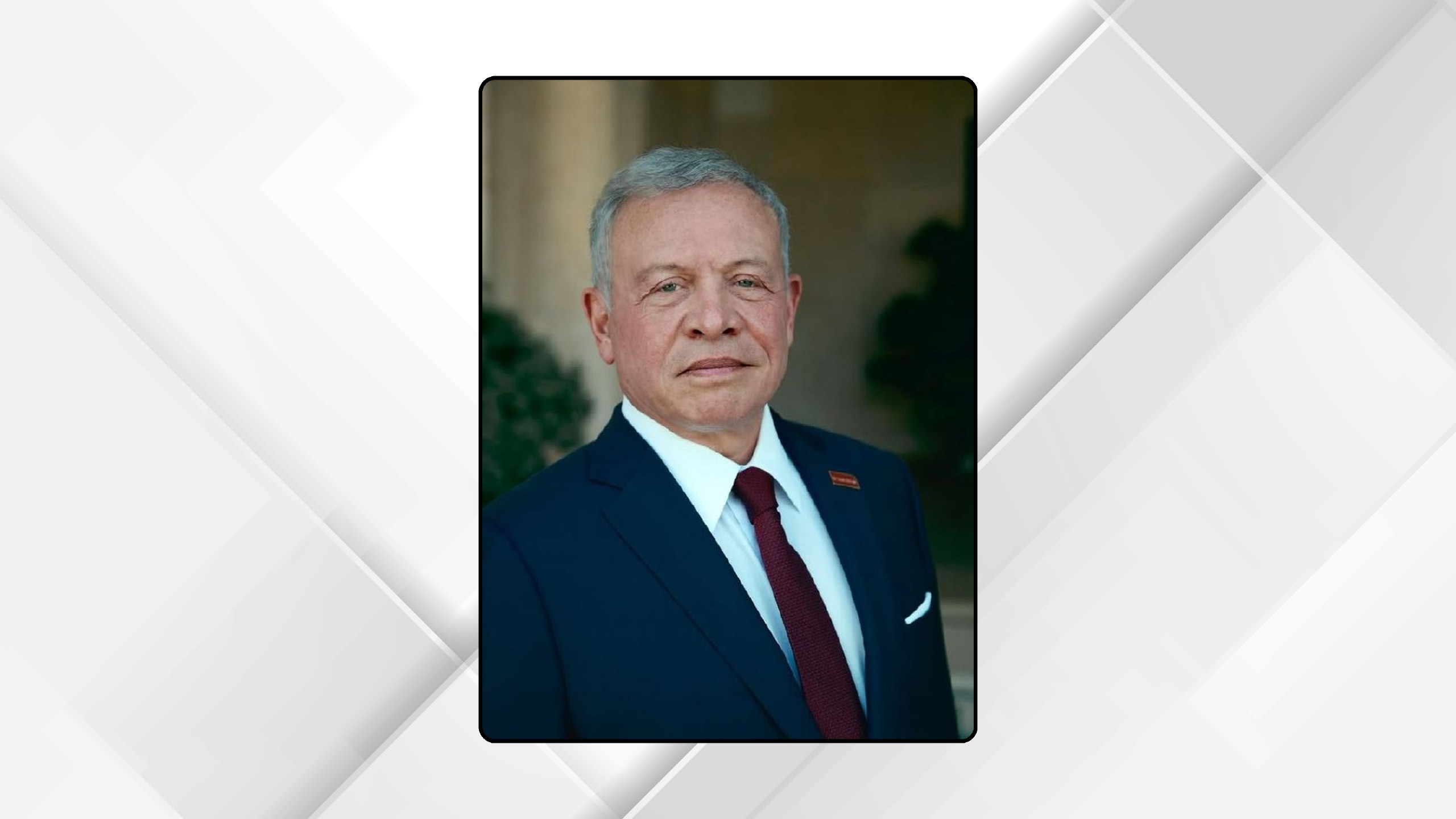 الملك يبحث مع رئيس الوزراء البريطاني المستجدات الإقليمية والعلاقات الثنائية