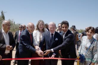 افتتاح مشروع لضخ المياه بالطاقة الشمسية في الكرك