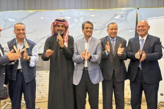 وزير الشباب يشارك في احتفال جرش