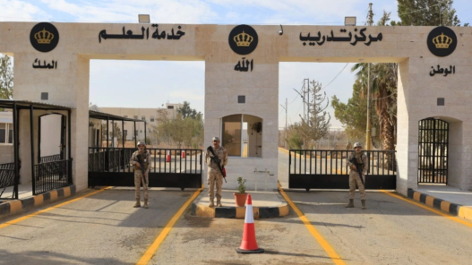 القوات المسلحة تدعو مكلفي خدمة العلم للدفعة الثالثة 2026 إلى مراجعة المنصة الرسمية