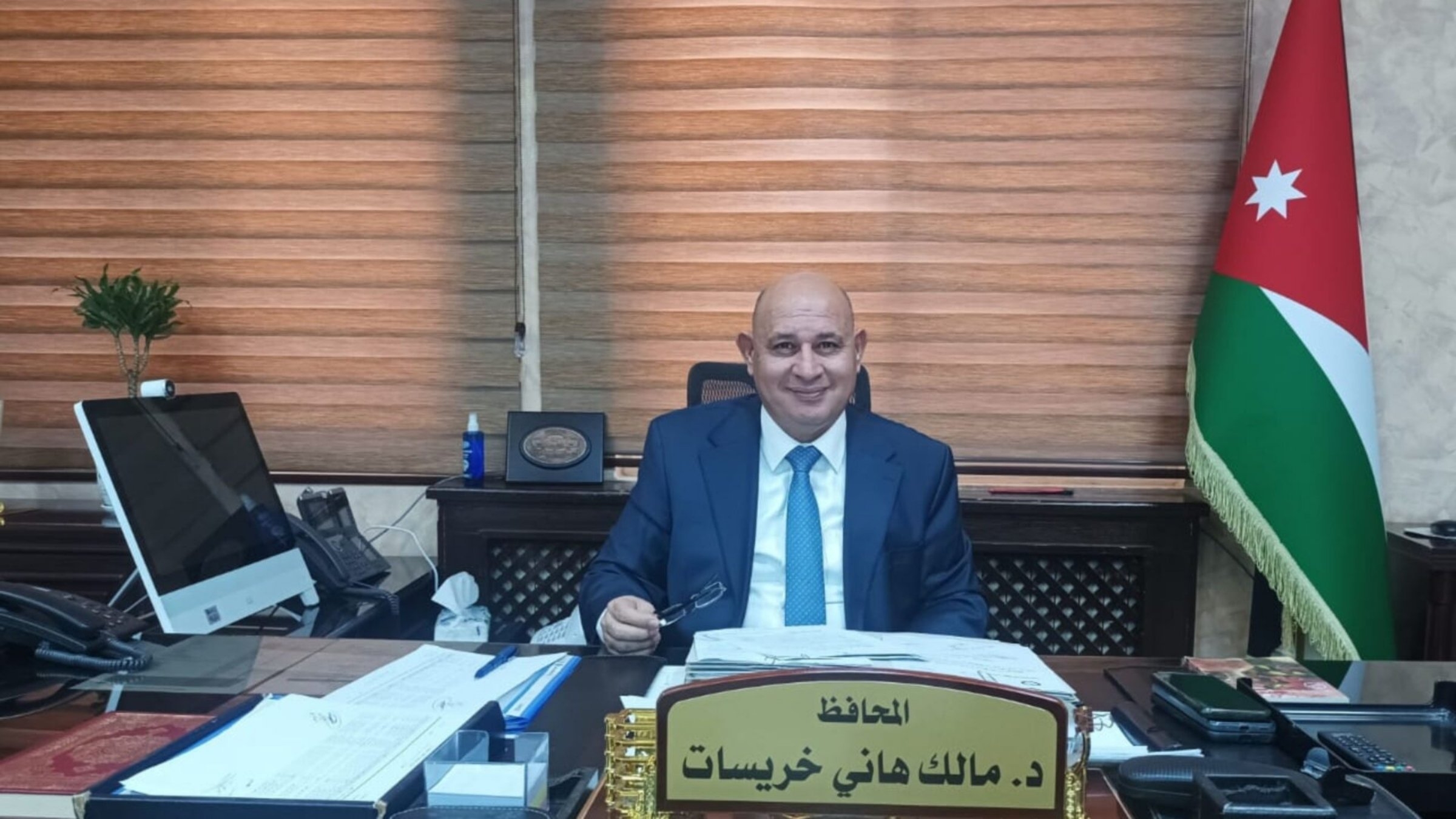 صورة حول : محافظ جرش يؤكد تطوير الخدمات في سوف ويوجه بالإسراع في معالجة شارع البرج محافظ جرش يؤكد تطوير الخدمات في سوف ويوجه بالإسراع في معالجة شارع البرج
