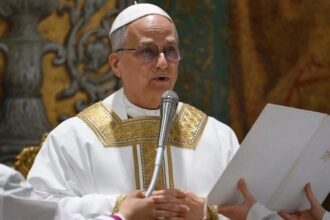 بابا الفاتيكان يجدد دعوته لوقف العنف ضد الفلسطينيين بالضفة