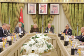 الأعيان تناقش دور الفنانين في دعم الثقافة والسياحة