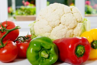 نحو 3 آلاف طن خضار وفواكه ترد إلى السوق المركزي في عمان