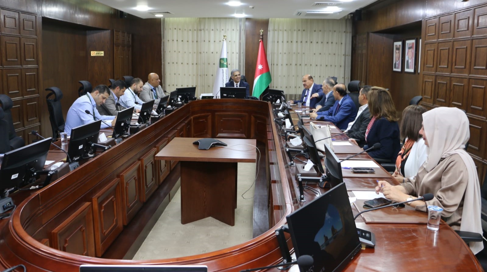 الضمان يبحث مطالب الأردنيين المغتربين مع ملتقى النشامى