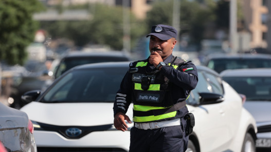 صورة حول : الأمن العام يحذر من مواكب التخرج والتوجيهي: حجز المركبة شهرًا وغرامة 100 دينار الأمن العام يحذر من مواكب التخرج والتوجيهي: حجز المركبة شهرًا وغرامة 100 دينار