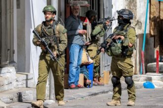 إصابة عدد من الفلسطينيين بنيران الاحتلال في جباليا شمال غزة