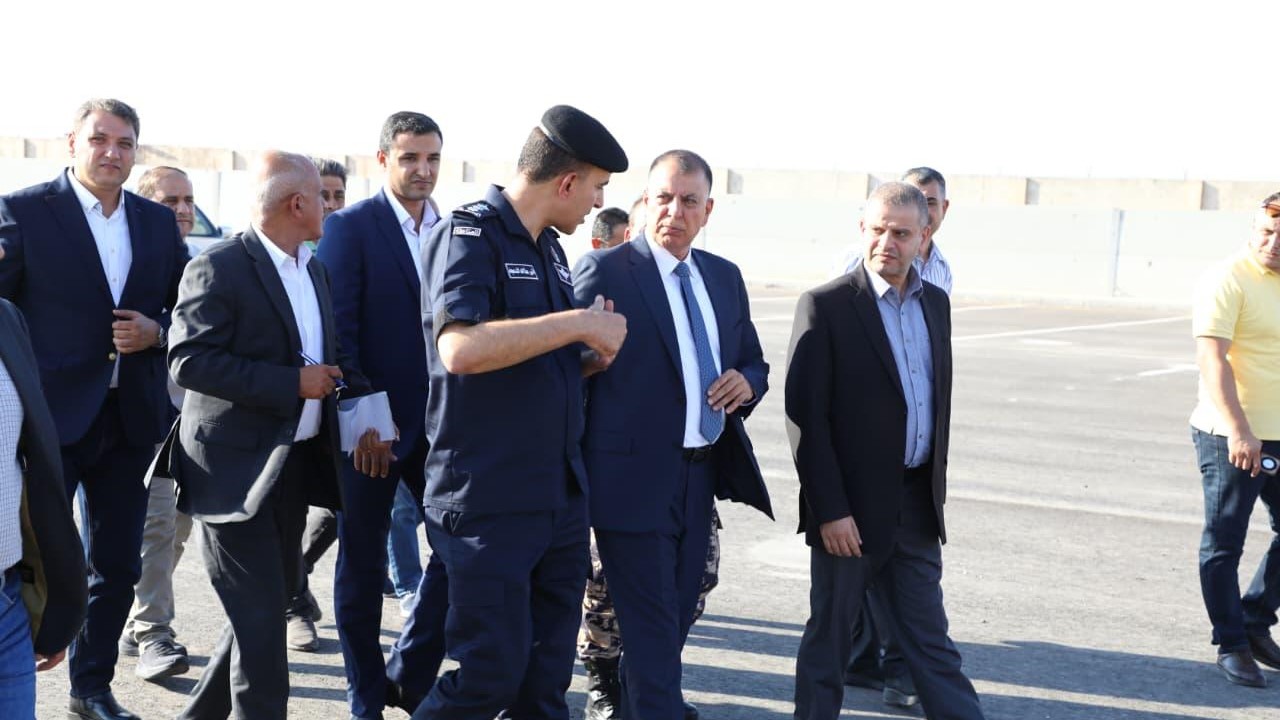 الفراية يتفقد مركز حدود جابر وساحة الشحن الجديدة