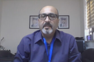 الغذاء والدواء”: فحوصات مخبرية للتأكد من سلامة الأغذية