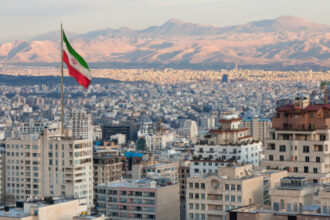 خامنئي يحذر من تصريحات تضر بالتماسك الاجتماعي في إيران