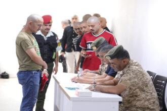 بدء الفحوصات الطبية للدفعة الثالثة من مكلفي خدمة العلم في عدد من المحافظات