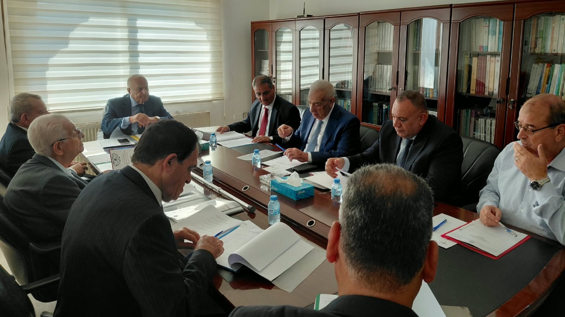 صورة حول : مجلس أمناء الجمعية الأردنية للبحث العلمي يبحث إنجازات 2025 و2026 وخططها المستقبلية مجلس أمناء الجمعية الأردنية للبحث العلمي يبحث إنجازات 2025 و2026 وخططها المستقبلية