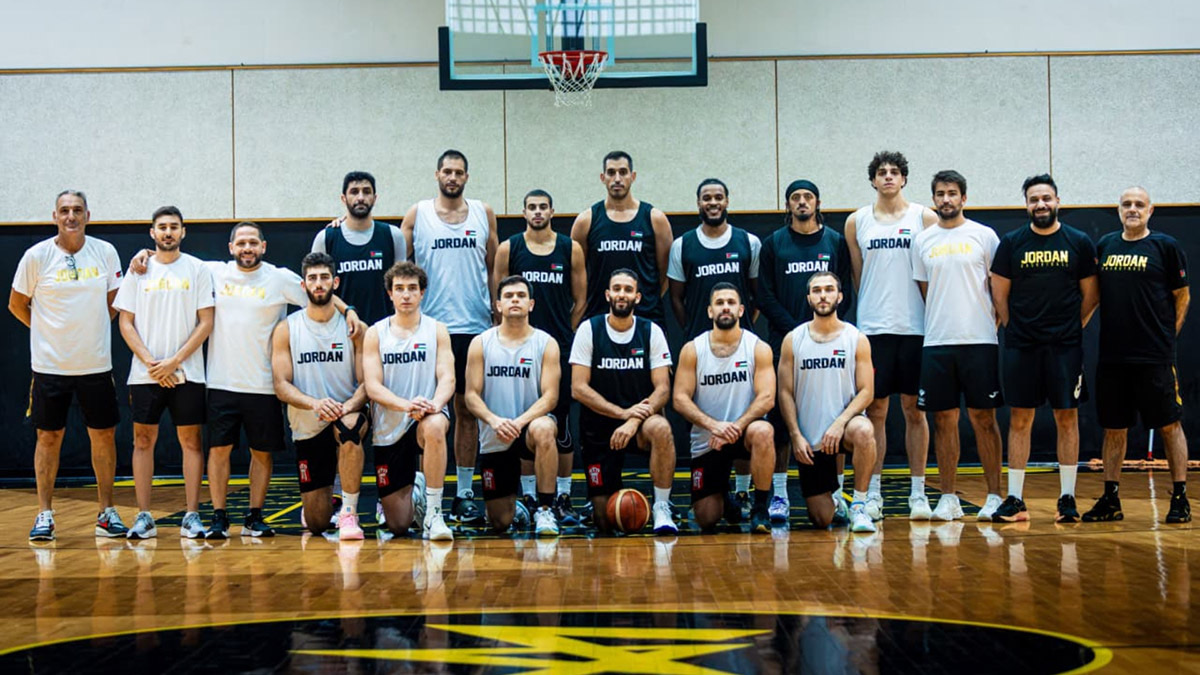 المنتخب الوطني لكرة السلة يتوجه إلى مانيلا استعدادًا لمواجهتي الفلبين وأستراليا