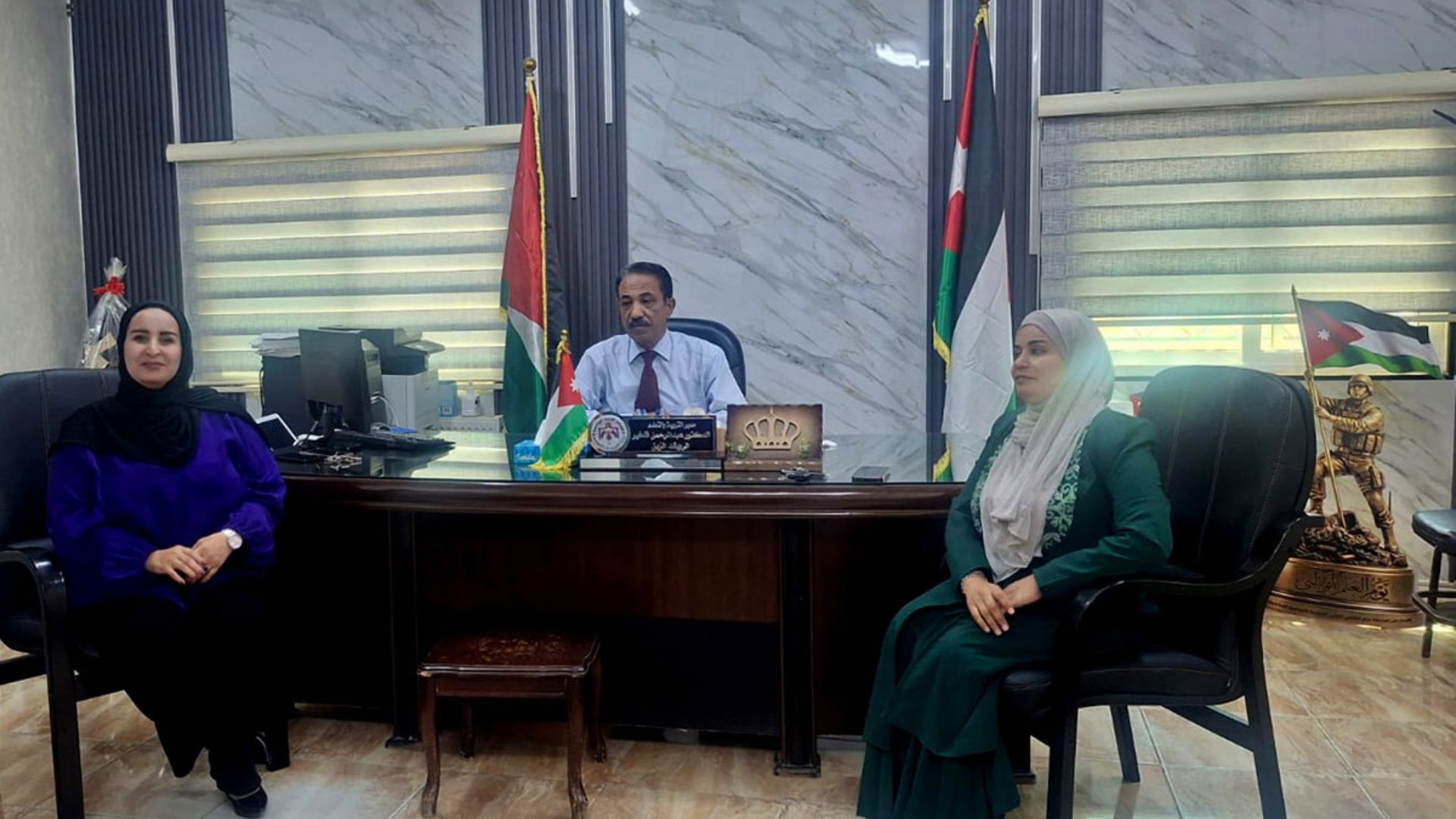 صورة حول : تربية الموقر تبحث جاهزية المعلمين الجدد لانطلاق العام الدراسي تربية الموقر تبحث جاهزية المعلمين الجدد لانطلاق العام الدراسي
