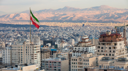 إيران: العقوبات الأميركية الجديدة تصل إلى مستوى “إرهاب دولة”