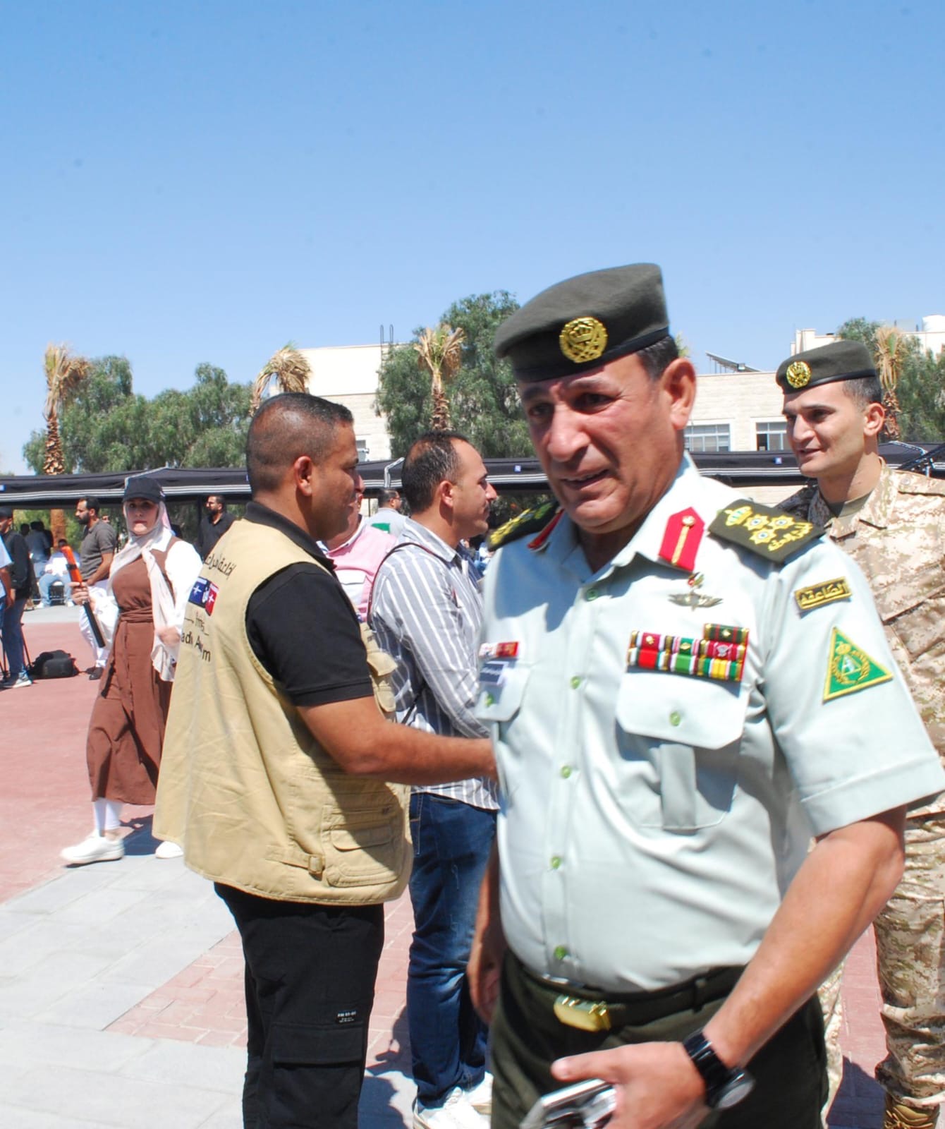 رئيس الديوان الملكي يفتتح "واحة الأردن" في جامعة الطفيلة التقنية
