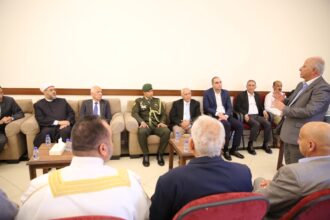 مندوبا عن الملك وولي العهد.. العيسوي يعزي عشيرة الهباهبة