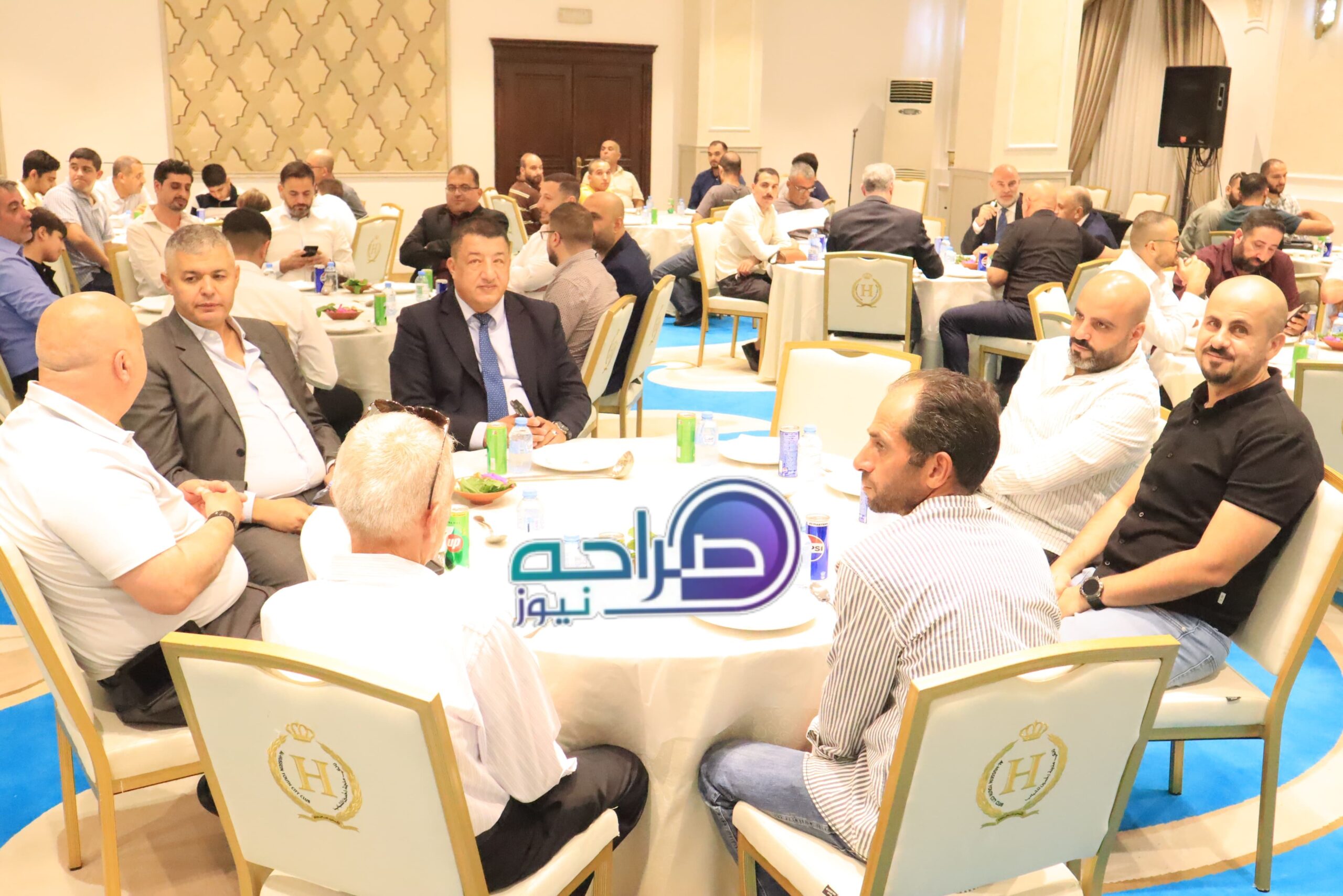 آل عطية الكرام.. مأدبة غداء حاشدة احتفاءً بزفاف الشاب معاذ مازن عطية