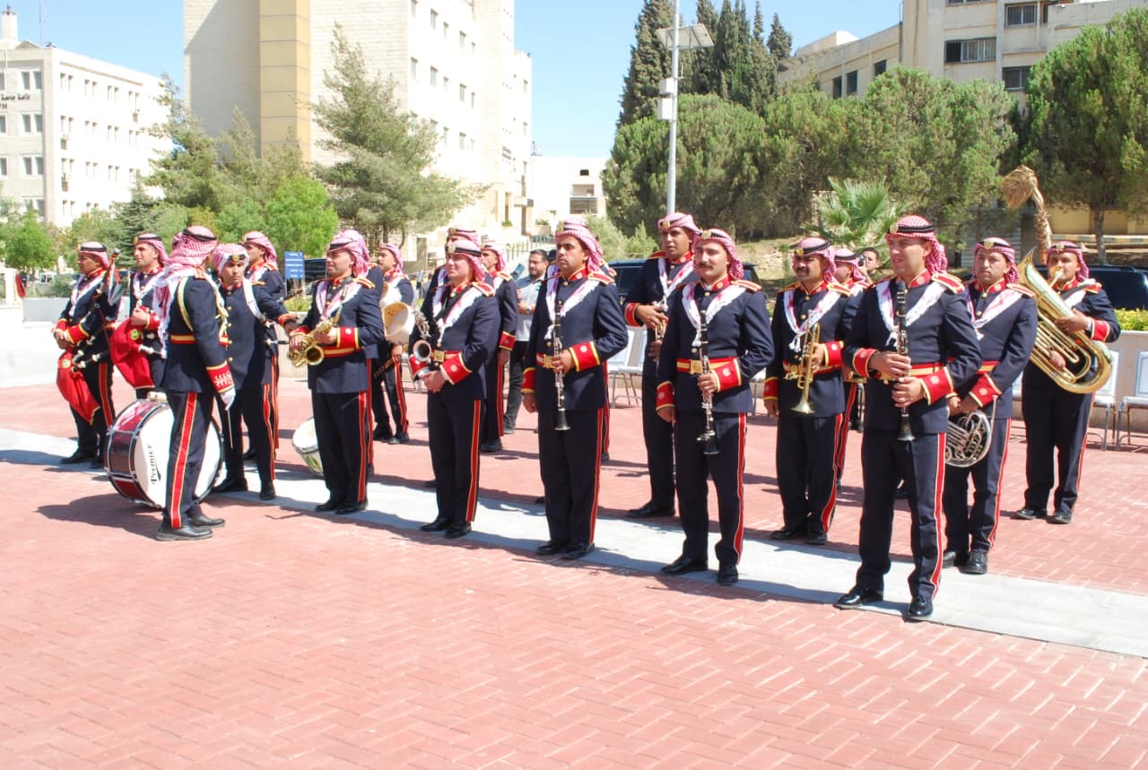 رئيس الديوان الملكي يفتتح "واحة الأردن" في جامعة الطفيلة التقنية