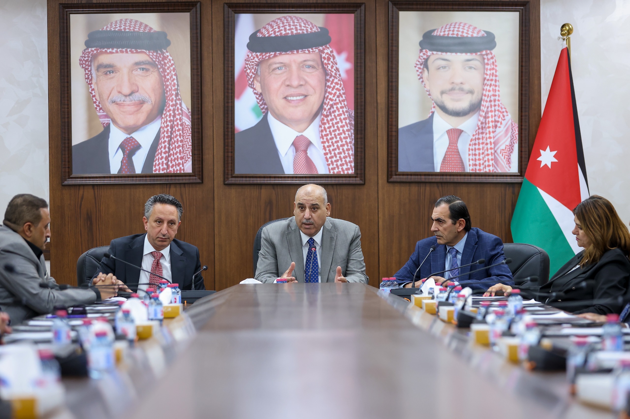 القاضي: نحرص على التواصل المباشر مع المواطنين والاستماع إلى مطالبهم وتطلعاتهم