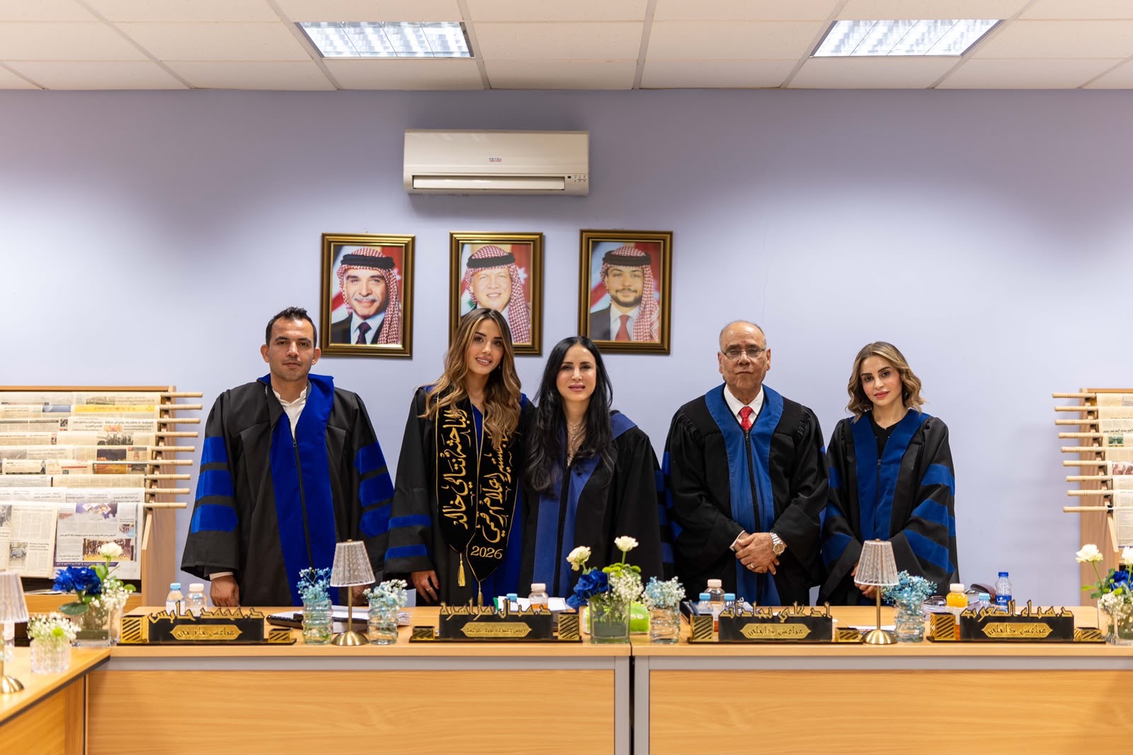 صورة حول : الإعلامية نتالي خالد تنال الماجستير في الصحافة والإعلام الرقمي بجامعة البترا الإعلامية نتالي خالد تنال الماجستير في الصحافة والإعلام الرقمي بجامعة البترا