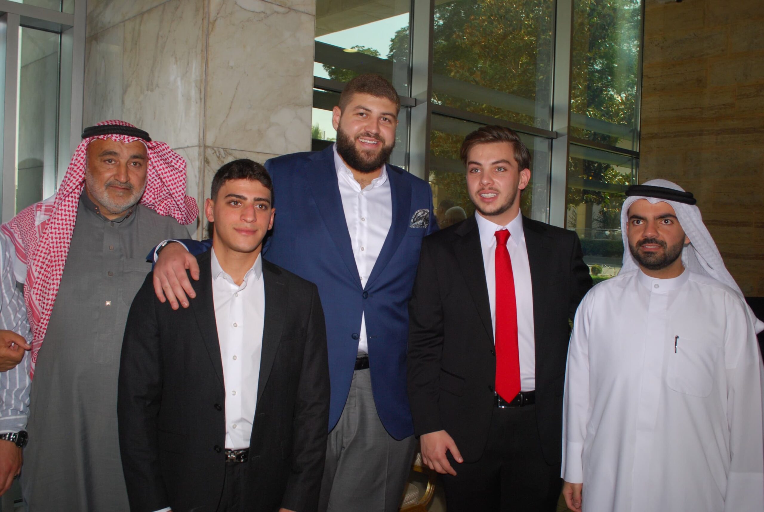 يقيم الحاج ابو رخية حفل غداء بمناسبة فرح نجله محمد نبيل ابو رخية