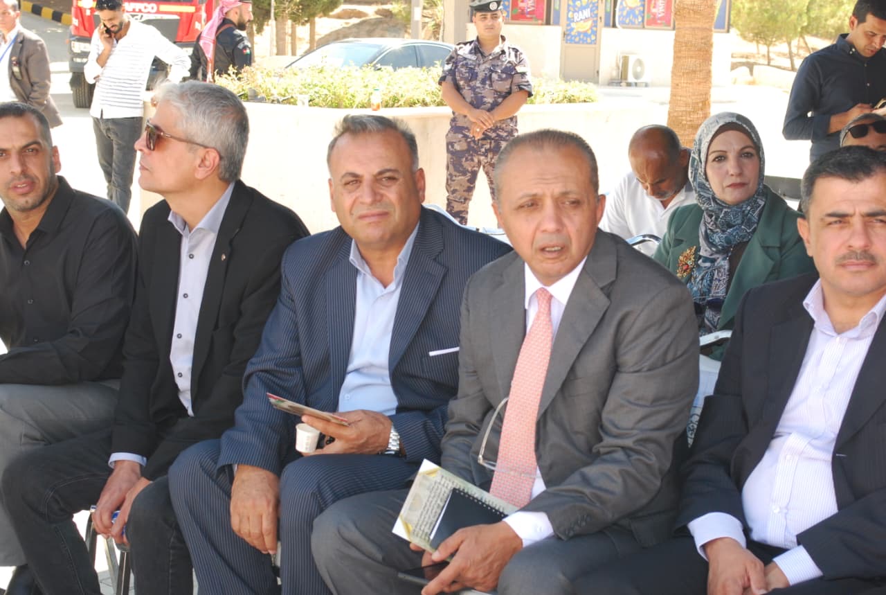 رئيس الديوان الملكي يفتتح "واحة الأردن" في جامعة الطفيلة التقنية