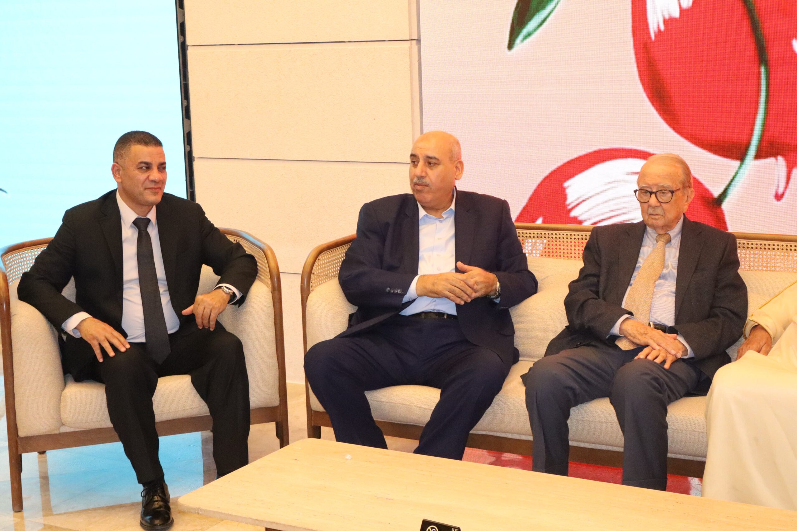 رئيس مجلس النواب مازن القاضي يرعى احتفال مجلة مال واعمال بعيد الجلوس الملكي