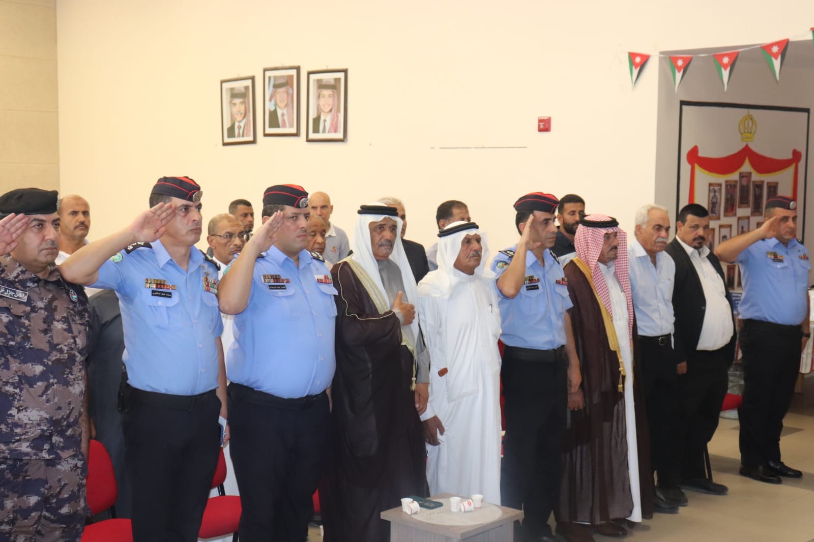 ندوة في الشونة الجنوبية للتوعية بمخاطر إطلاق العيارات النارية احتفالاً بنتائج التوجيهي