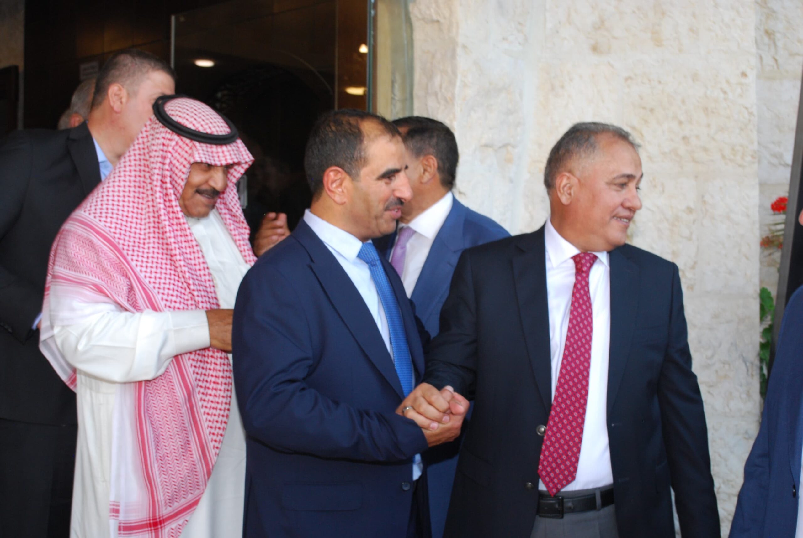 بالصور.. وسط حضور نيابي ورسمي.. عقد قران النائبين نور أبو غوش وأحمد هميسات