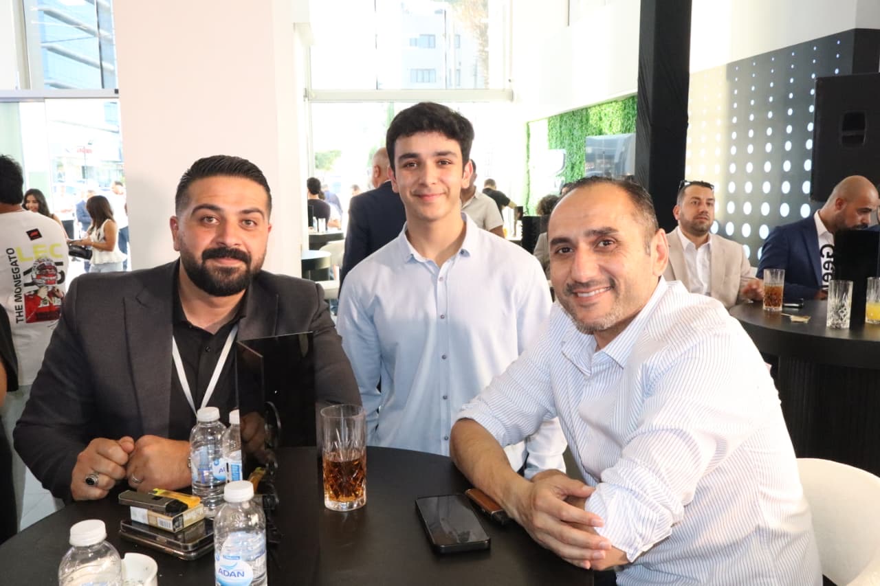 جيلي تعزز حضورها في الأردن بإطلاق EX5 EM-i الهجينة