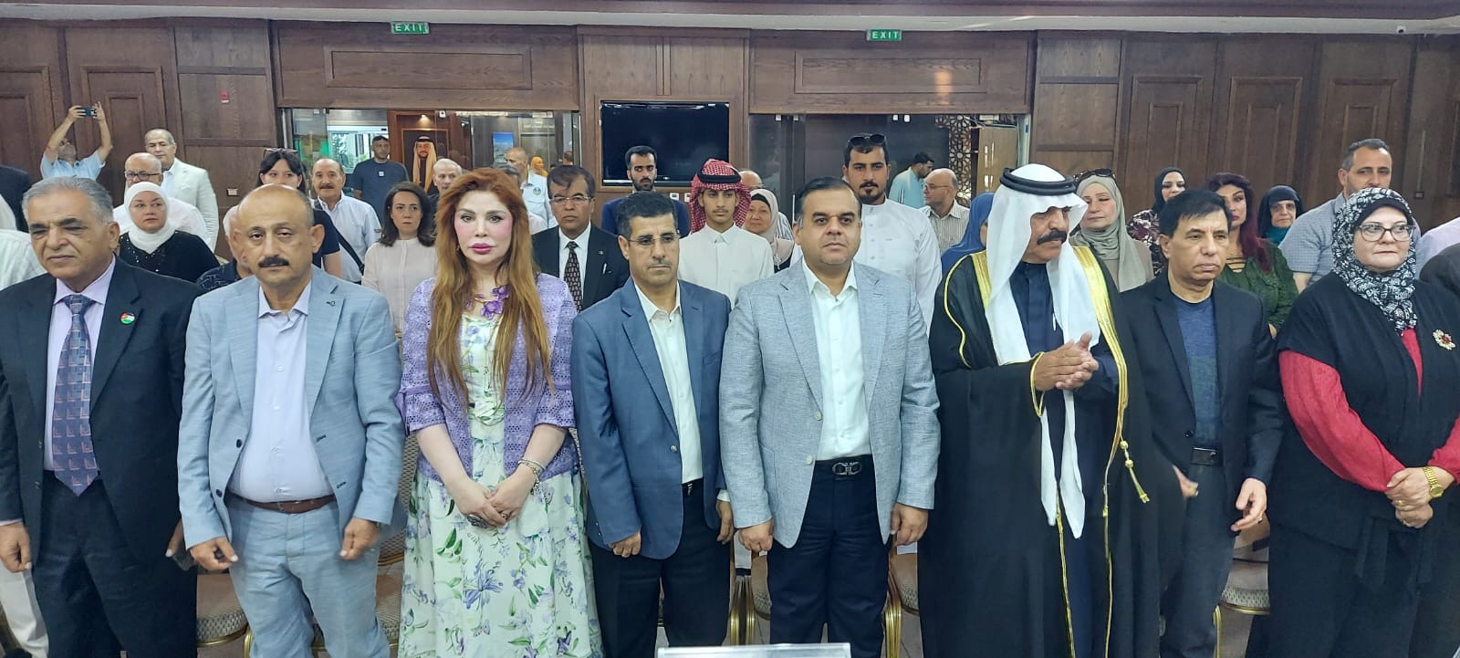 صورة حول : ندوة السردية التراثية لاتحاد الكتاب بمهرجان جرش ذاكرة المكان والإنسان ندوة السردية التراثية لاتحاد الكتاب بمهرجان جرش ذاكرة المكان والإنسان