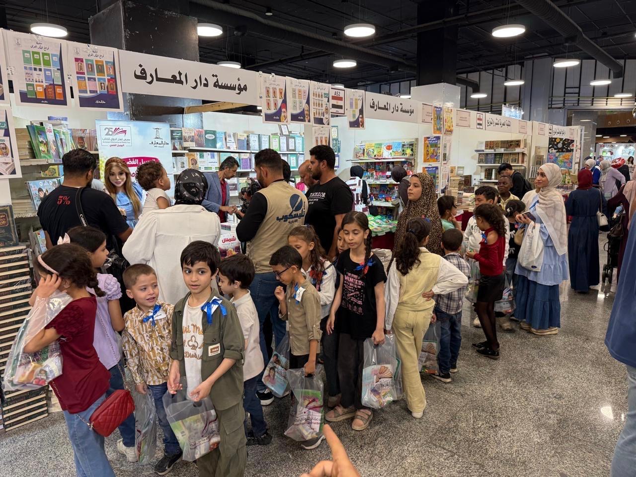 الدكتورة سارة طالب السهيل تحتفي بأدب الطفل وتوقع مجموعتها القصصية في معرض عمان الدولي للكتاب..( صور )