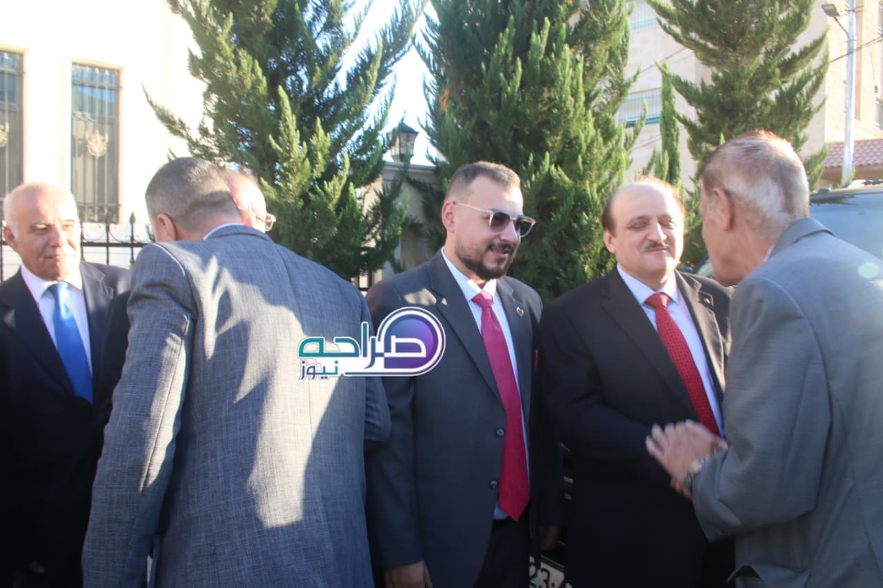 بالصور.. حضور حاشد في جاهة خطوبة نجل الدكتور بركات عوجان