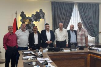 متابعة نيابية تُثمر عن اتفاق لحفظ حقوق أصحاب محلات مجمع المحطة